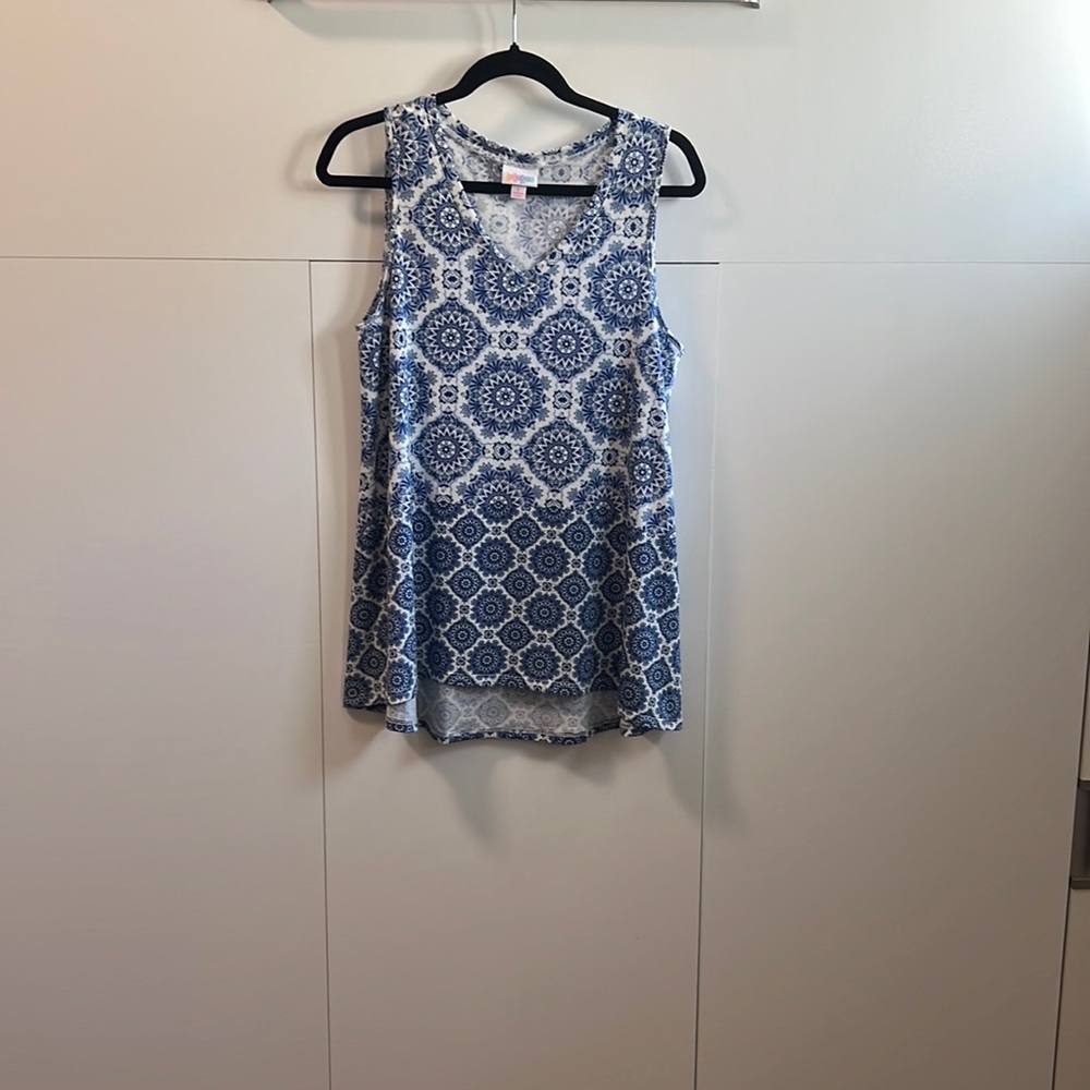 Lularoe Kristina V-Neck Tank Top